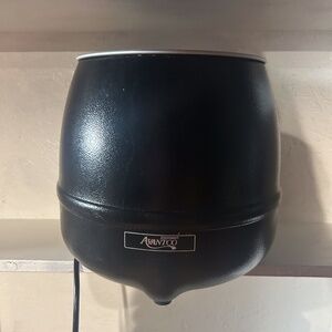 Keep It Hot & Ready: Get the Avantco 11Qt Commercial Kettle Warmer in Excellent